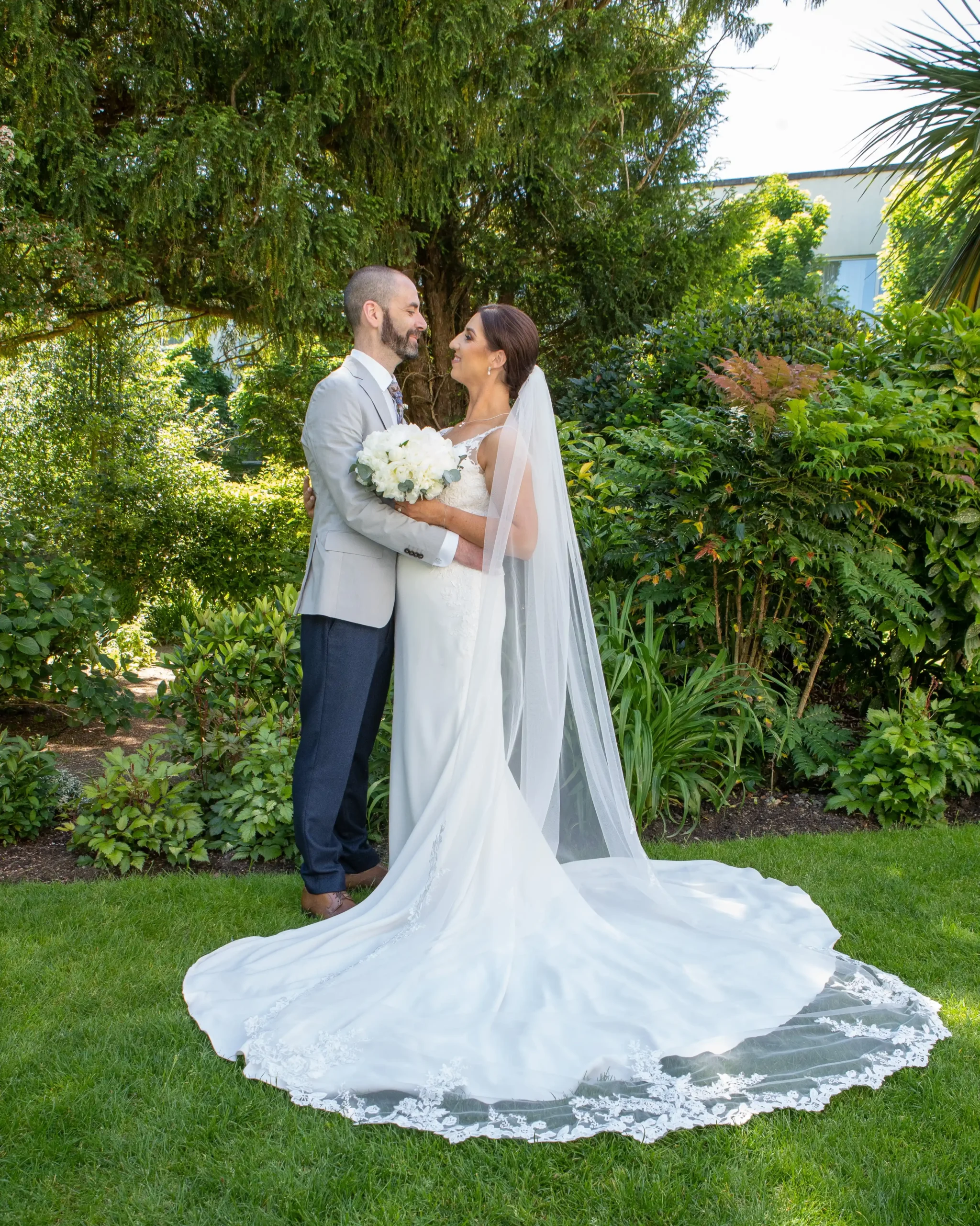 Lindsey and Ollie at their Ardilaun Hotel garden wedding in Galway